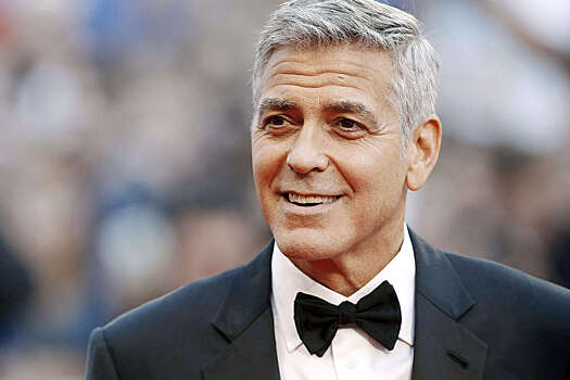 Джеймс Ганн опроверг слухи, что Джордж Клуни сыграет Бэтмена