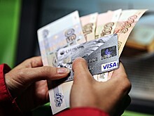 Россияне потеряли интерес к наличной валюте