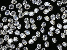 De Beers продала алмазов на $470 млн