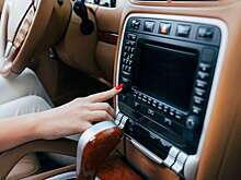 Импортируемые в РФ машины хотят обязать оснащать FM-радио