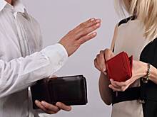 Как мошенницы разводят на деньги мужчин во время свиданий в кафе