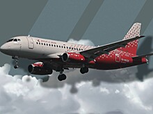 Российский самолет Sukhoi Superjet 100 загорелся в аэропорту Антальи