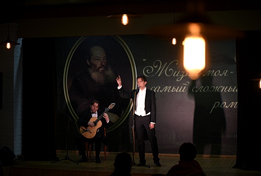 Под Курском в усадьбе Фета дал концерт Олег Погудин