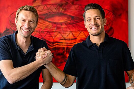 «Байер» объявил о трансфере ещё одного голкипера