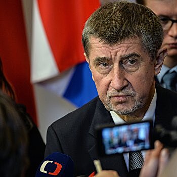 Зеленский пригласил премьер-министра Чехии посетить Украину