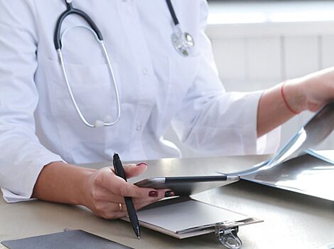 ДЕПУТАТ ГОСУДАРСТВЕННОЙ ДУМЫ РФ АНДРЕЙ ДОРОШЕНКО ПОЗДРАВИЛ АРМАВИРЦЕВ С ДНЁМ РОССИИ.