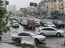 Челябинск встал в километровые пробки