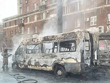 В центре Орска сгорела маршрутка – возбуждено уголовное дело