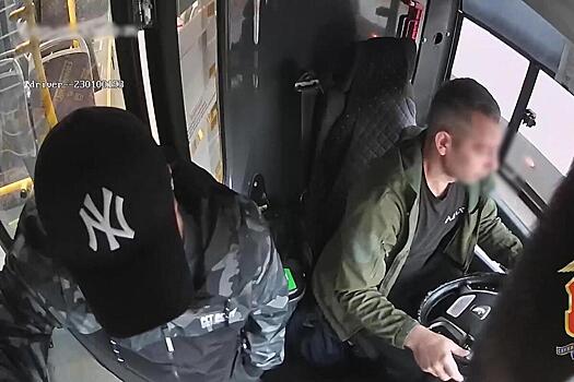 Водитель автобуса похитил запчасти во время техосмотра