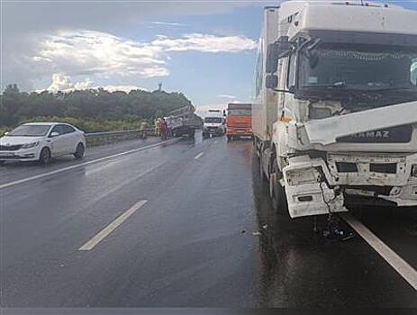 Два человека пострадали в ДТП на трассе М-5 под Самарой