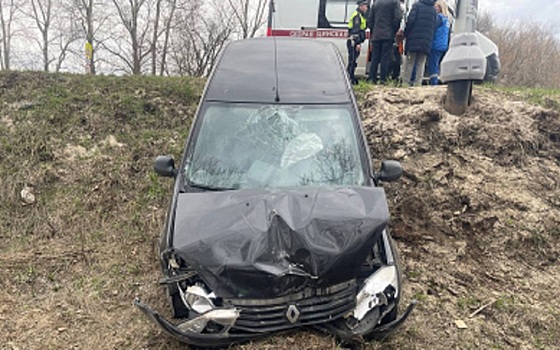В Рязанском районе двое пострадали в ДТП с Kia Ceed и Renault Sandero