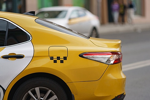 Володин: Подготовлен проект о смягчении условий для самозанятых таксистов