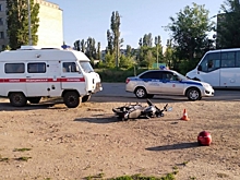 В Волгоградской области иномарка сбила 15-летнего подростка на мотоцикле