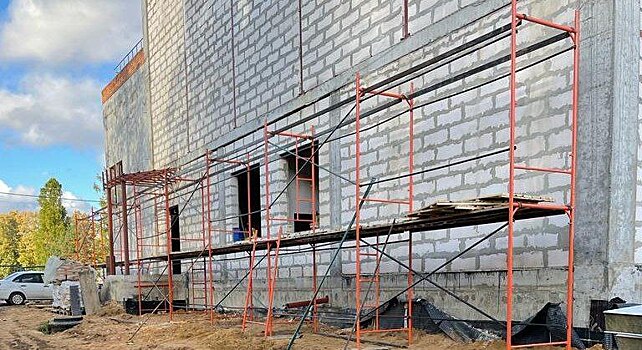 Совещание по вопросам хода строительства нового учебного корпуса школы прошло в Кленовском