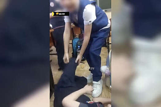Ученики новосибирской школы избили одноклассника с ДЦП