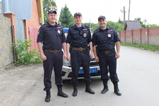 В Самаре сотрудники патрульно-постовой службы полиции предотвратили смертельную трагедию