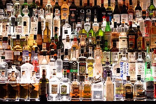 Нарколог перечислила признаки алкогольной зависимости