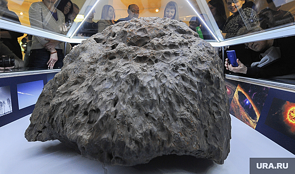 Академик Зайцев допустил новые столкновения метеоритов с Землей