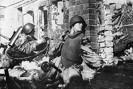 Пешком на бой: пока герои «Ржева» Евгения Пригожина вязали фашистские силы, под Сталинград шли и шли советские роты