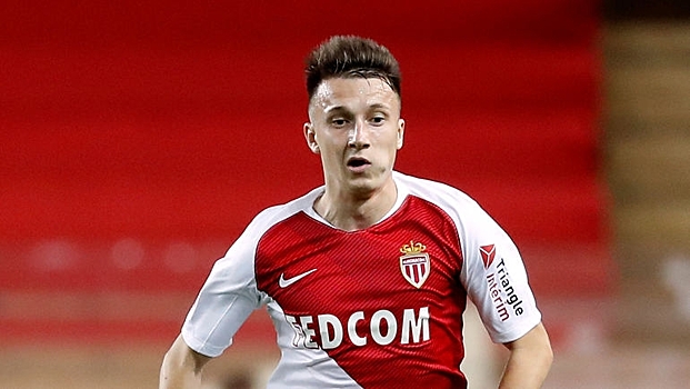 «Барселона» и ПСЖ следят за Головиным