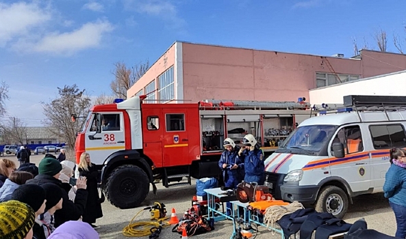 В Волгоградской области стало на 60 юных спасателей больше