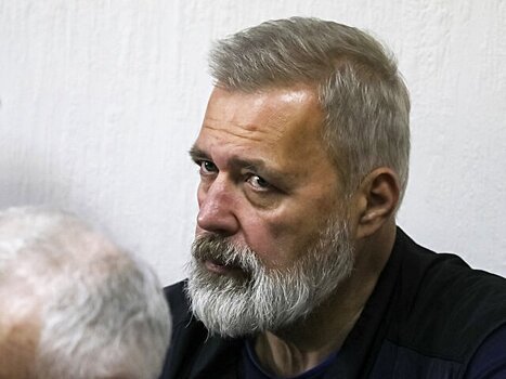 Суд не стал рассматривать жалобу Муратова на отмену статуса иноагента