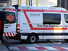 В террасу бара в Испании врезался автомобиль