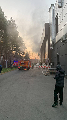 Сауна загорелась в аквакомплексе около Кемерова