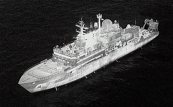 Хили и «Янтарь»: Властелин британской канализации крепко сдрейфил при виде наших глубоководников