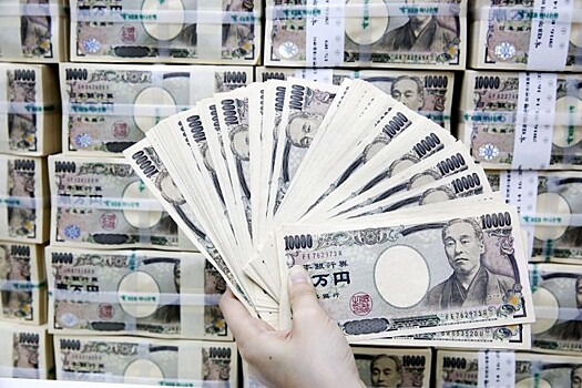 Московская биржа начала торги иеной