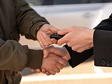 Названы причины, из-за которых россияне расстаются с любимыми машинами