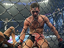 Российский боец MMA нокаутировал соперника ударом коленом