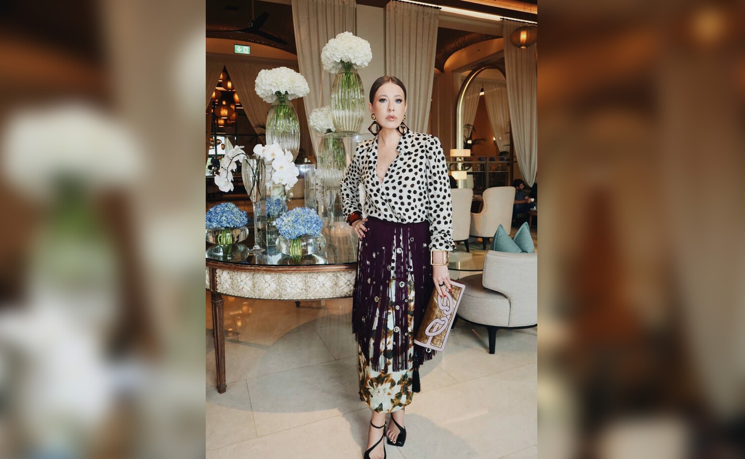 Ксению Собчак раскритиковали за юбку пенсионерки