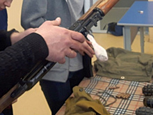 Во всех общеобразовательных организациях городского округа Кинель с 15 по 23 февраля проходят патриотические уроки "Герои нашего времени"