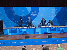 Сергей Пархоменко: Иностранные спортсмены и тренеры поддерживают россиян на в Пхенчхане