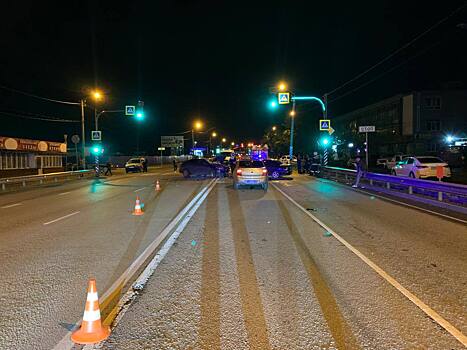 Пострадавших увезли в больницу: на трассе М-4 &laquo;Дон&raquo; столкнулись две иномарки