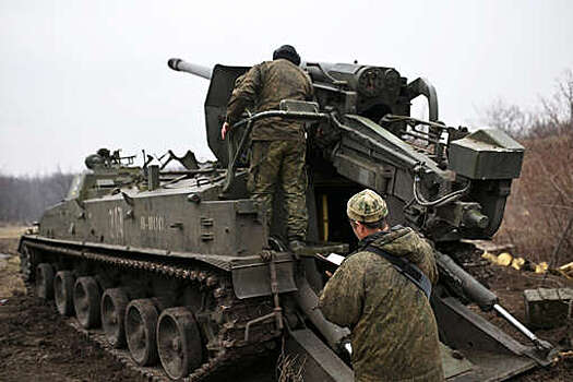 МО: ВС РФ поразили живую силу и склады ракетно-артиллерийского вооружения ВСУ