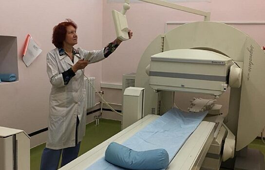 В Тюмени пациента с метастазами в мозге лечат при помощи радиохирургии
