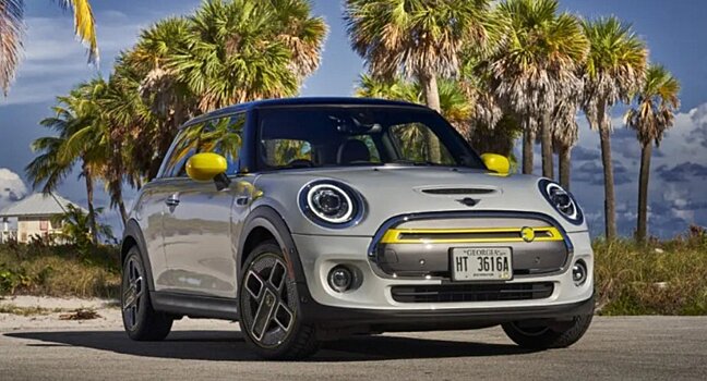 Mini поставит в 2022 году в Россию электрокар Cooper SE