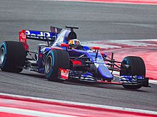 Команды Формулы-1 McLaren и Toro Rosso поменялись моторами
