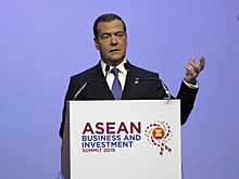 Медведев заявил о дешевом интернете в РФ