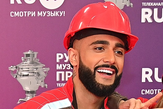 Блогер Гасанов перед бегством из РФ пытался продать квартиру в Москва-Сити