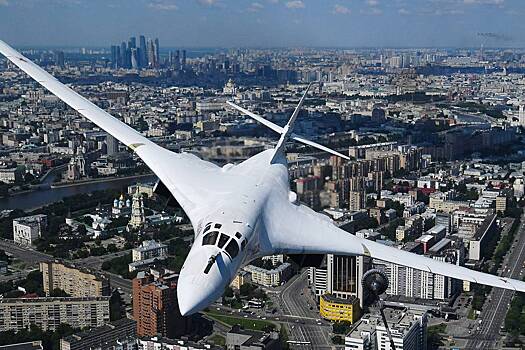 Самолет Ту-160: производство и боевое применение В чем уникальность этого ракетоносца?