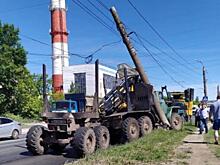 В Кирове грузовик врезался в столб