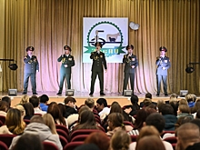 ​Ансамбль песни и танца Дома офицеров выступил с благотворительным концертом