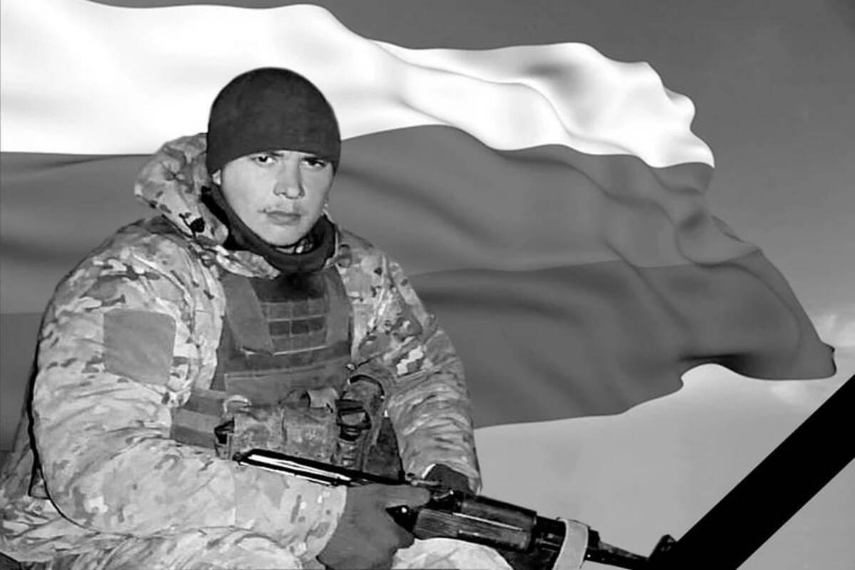 В Тюменской области прошла церемония прощания с солдатом СВО Вячеславом Томиловым