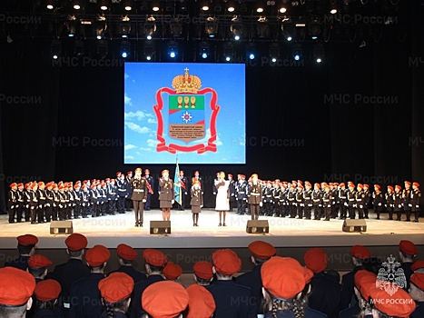 В Пензе прошла торжественная церемония посвящения в кадеты учащихся губернского кадетского корпуса