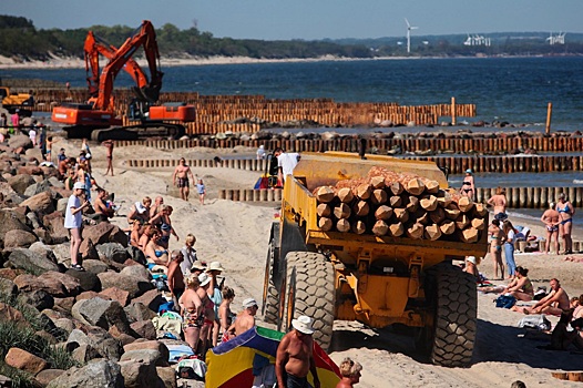 Строительство волнорезов в Зеленоградске завершится в конце июня
