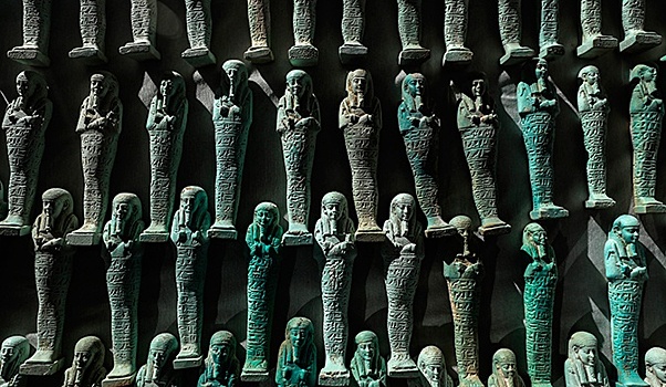 В Египте раскопали 16 таинственных гробниц фараонов