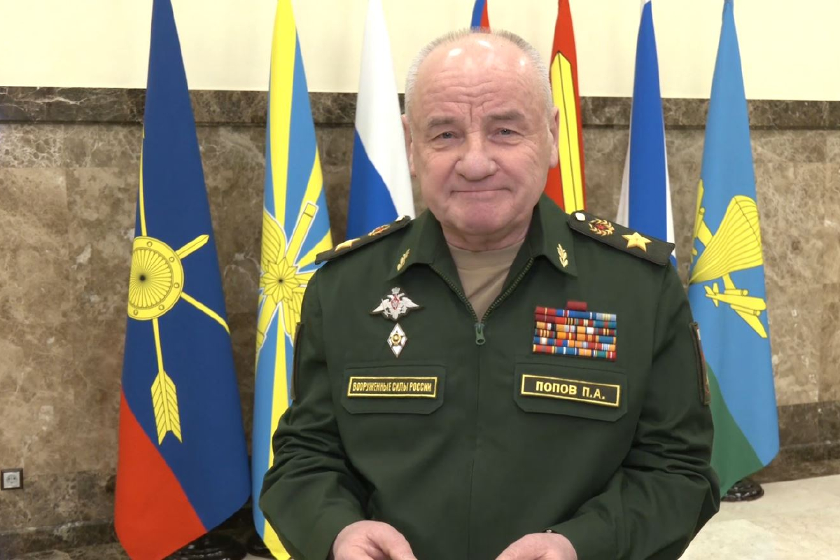 Заместитель Министра обороны Российской Федерации генерал армии Павел Попов принял участие в акции «Елка желаний»